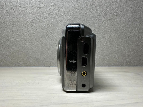 Fujifilm Compact Digital Cameras Finepix A900 Silver
