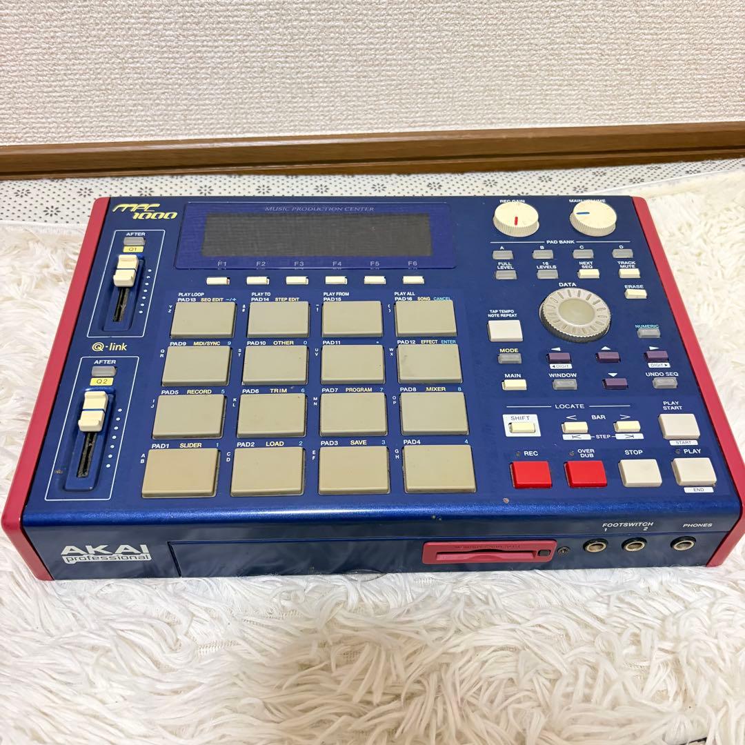 Akai Professional Samplers Mpc1000 32Mb