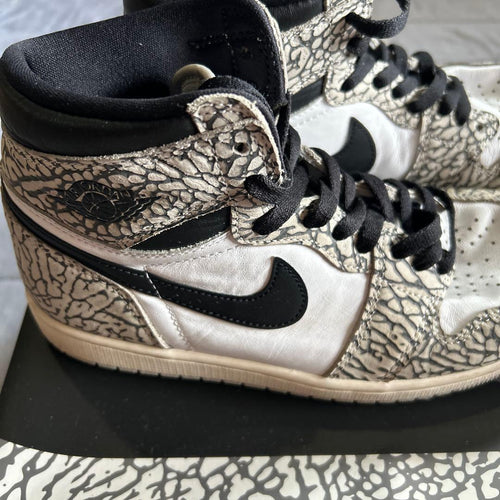 Nike Sneakers Aj1 White Cement Tech Grey Muslin Black