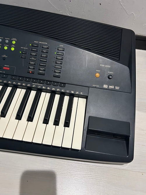 Yamaha Keyboard Electronic Piano Psr-4000