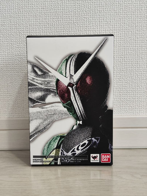 Bandai Kamen Rider S.H.Figuarts W