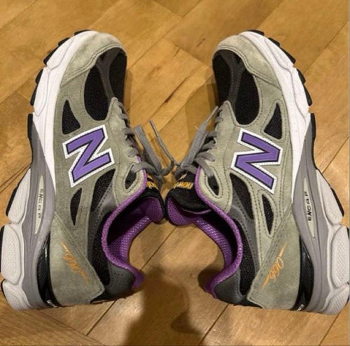 New Balance Sneakers 990V3