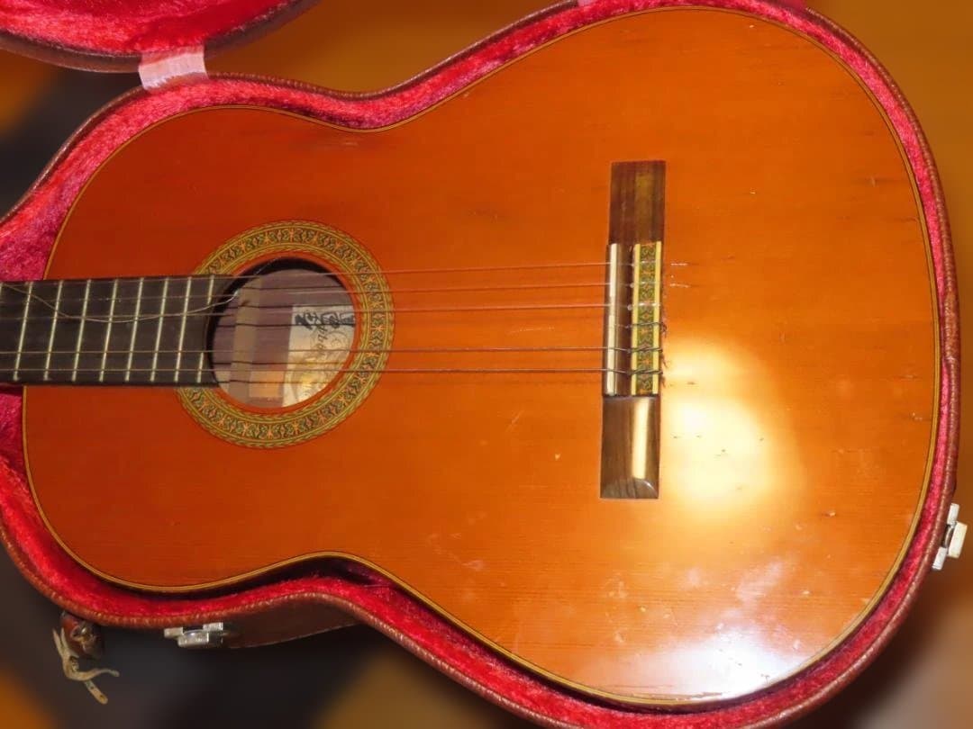 Classical Guitars Yamaha Gc-7S 1974