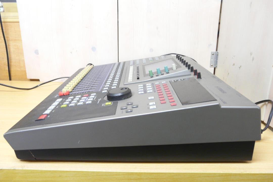 Yamaha Multi -Track Recorder Aw4416