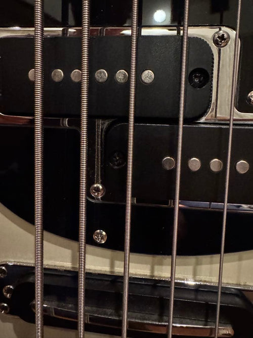 Yamaha Electric Basses Bb425X 5