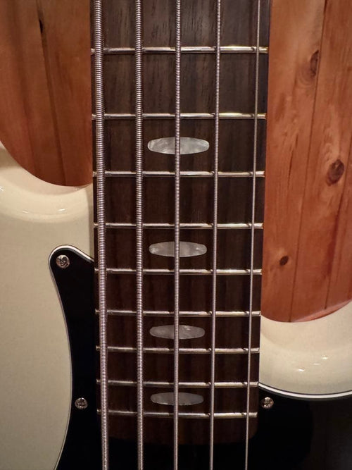 Yamaha Electric Basses Bb425X 5