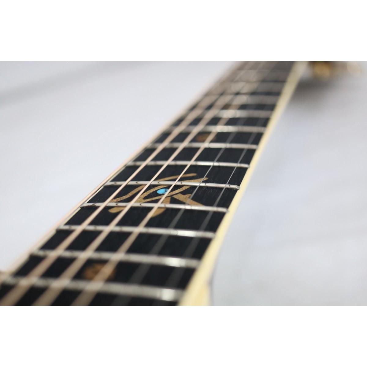 Yamaha Acoustic Guitar