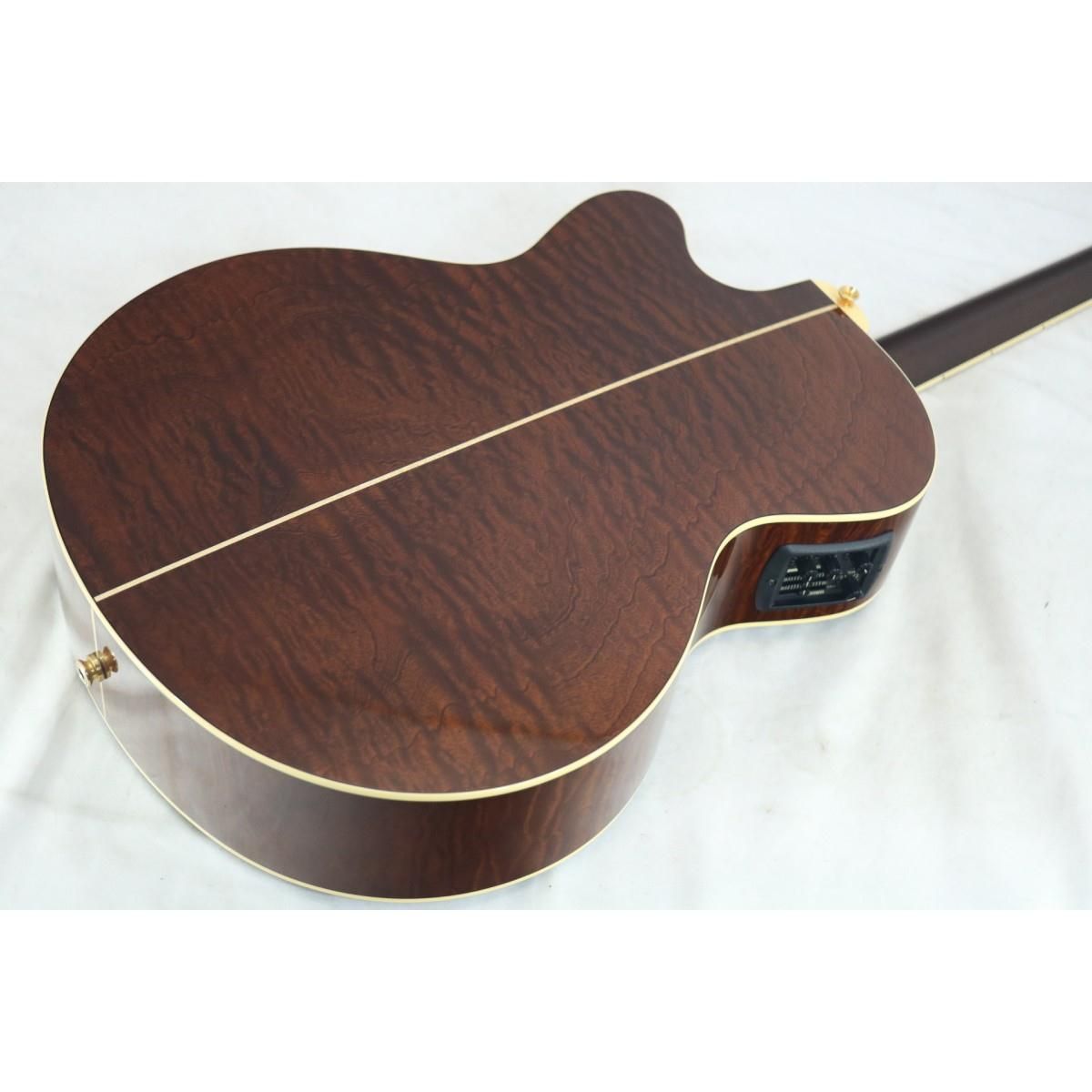 Yamaha Acoustic Guitar