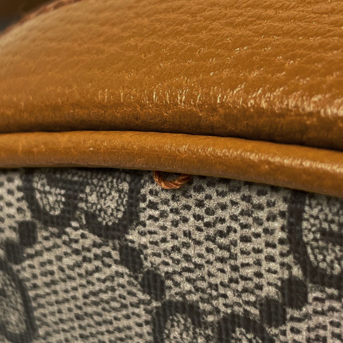Gucci Shoulder Bag Exo Kai Gg 660304