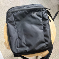 Arc'Teryx Shoulder Bags