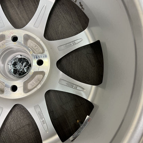 Hot Stuff 16 Inches Estrosa 4X100 #441D40925