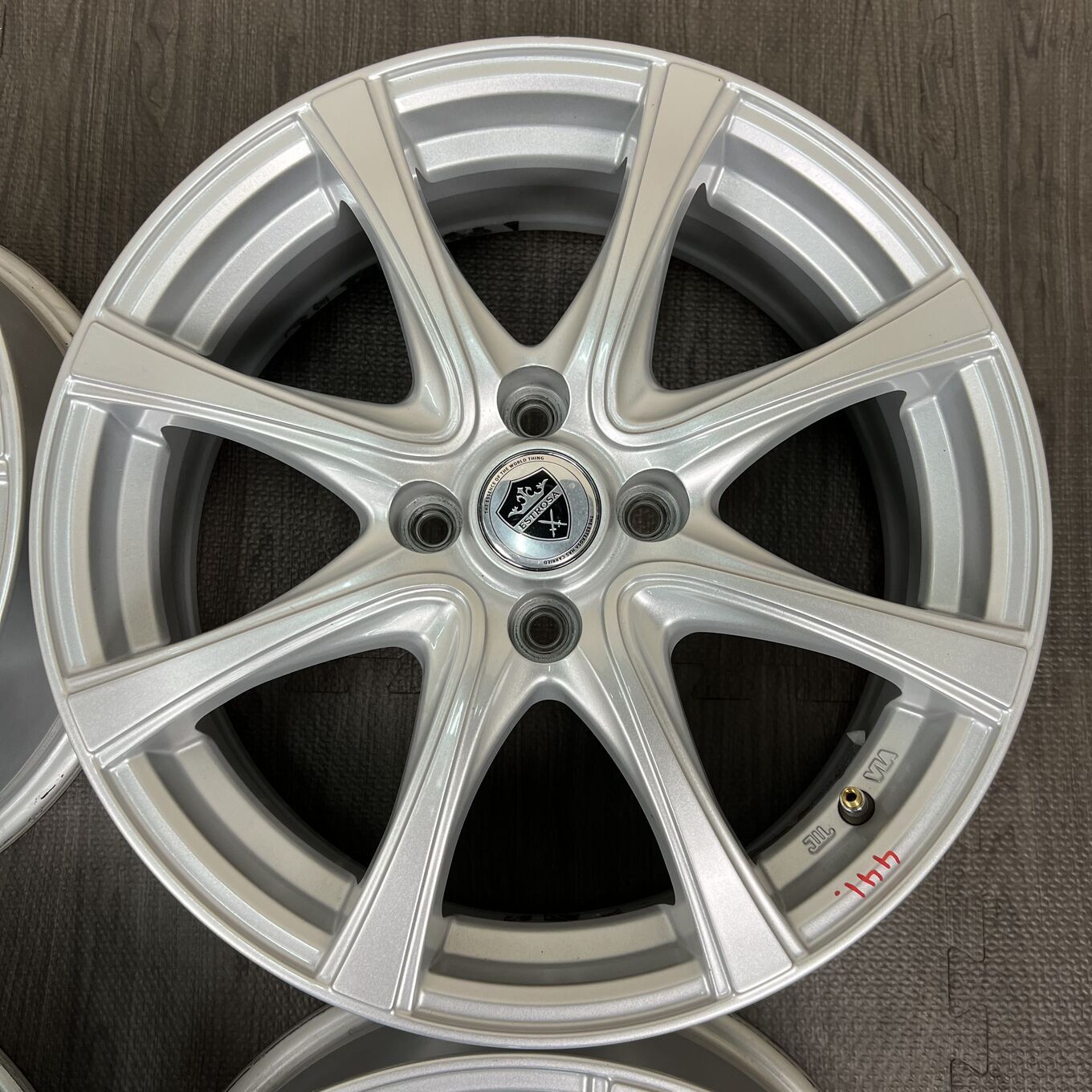 Hot Stuff 16 Inches Estrosa 4X100 #441D40925