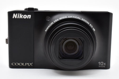 Nikon Compact Digital Camera Coolpix S8000 /3017 Ok