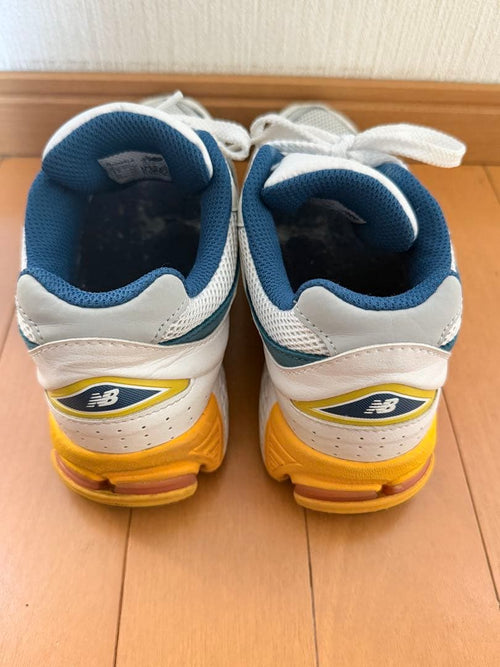 New Balance Sneakers 2002