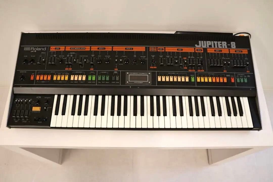 Roland Analog Synthesizers Jupiter-8