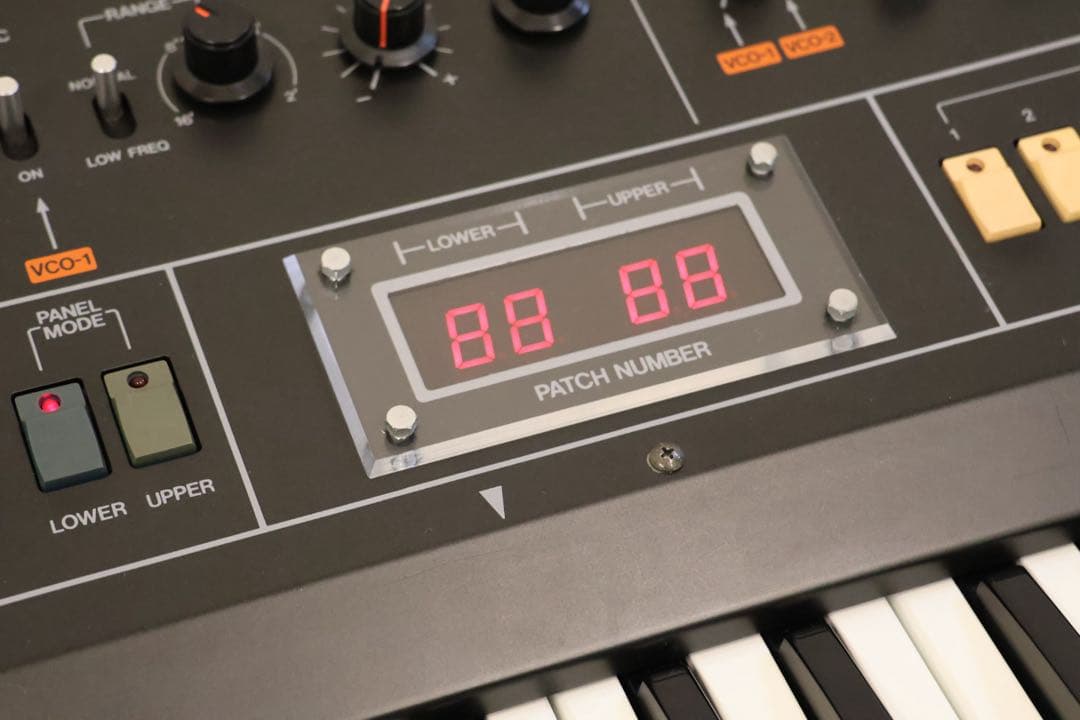 Roland Analog Synthesizers Jupiter-8
