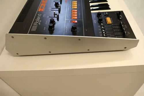 Roland Analog Synthesizers Jupiter-8