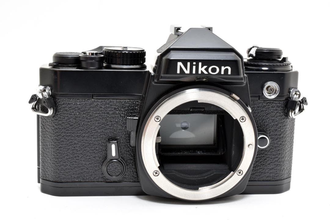 Nikon Slr Camera (Film) Fe H318