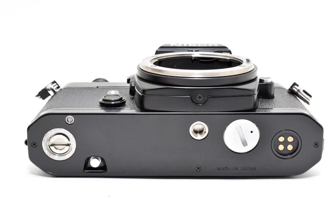 Nikon Slr Camera (Film) Fe H318