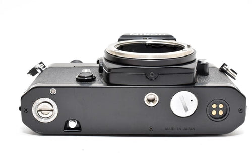Nikon Slr Camera (Film) Fe H318