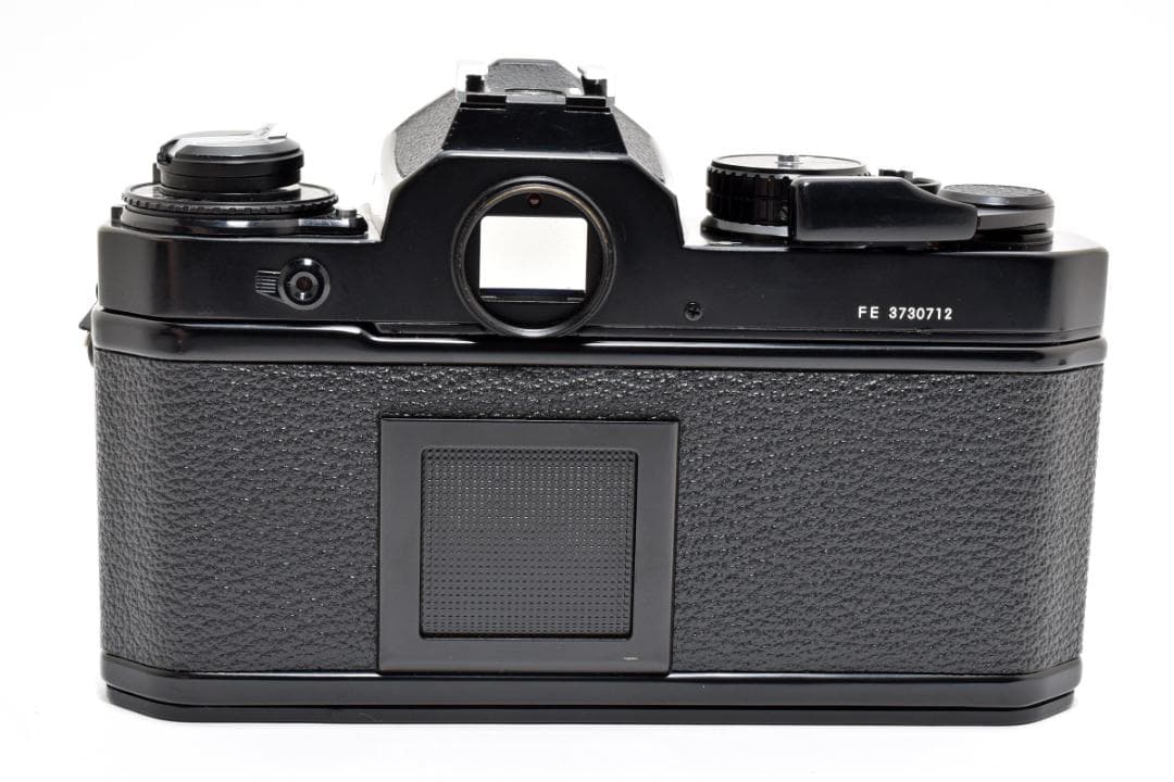 Nikon Slr Camera (Film) Fe H318