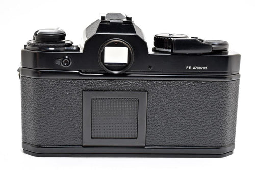 Nikon Slr Camera (Film) Fe H318