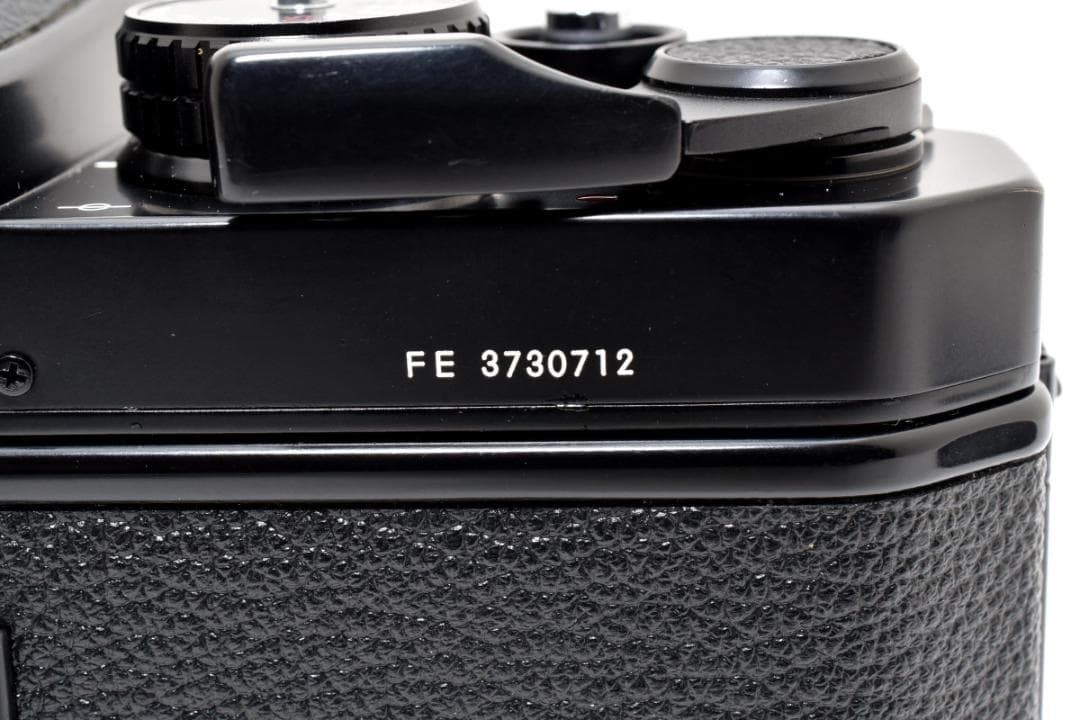 Nikon Slr Camera (Film) Fe H318