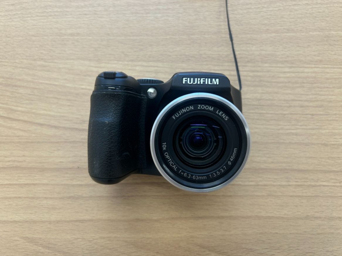 Compact Digital Camera Mn Fujifilm Finepix S5700