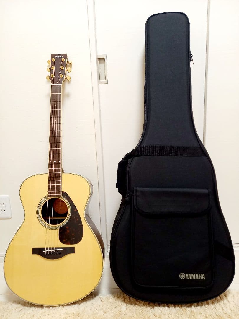 Yamaha Acoustic Guitars Ls6