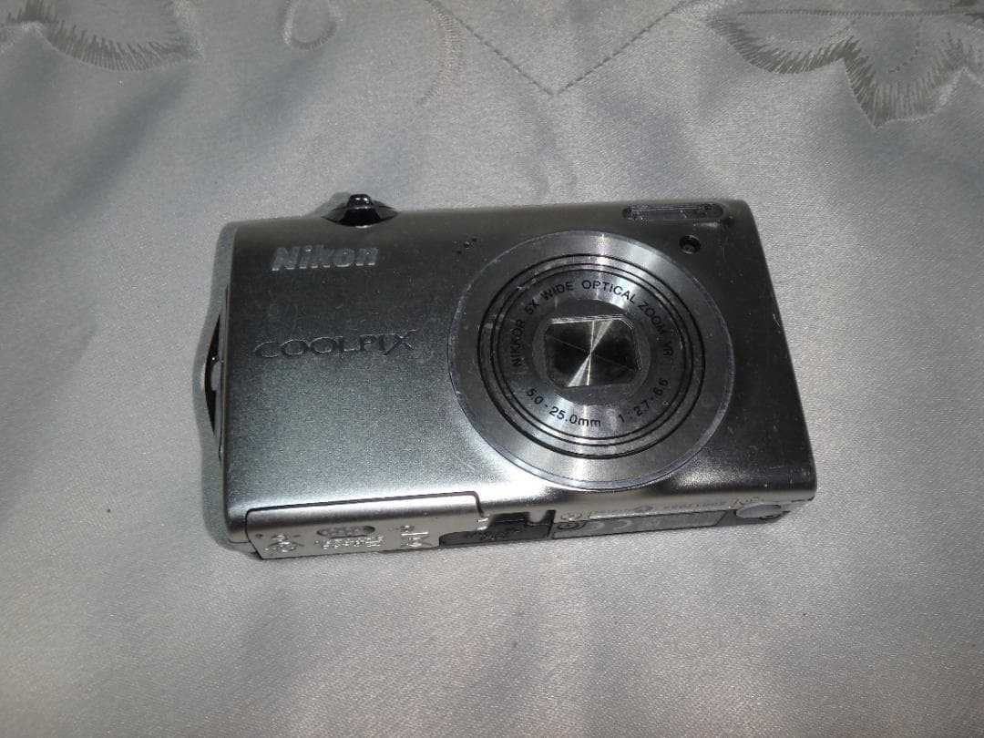 Nikon Compact Digital Camera S5100 Coolpix