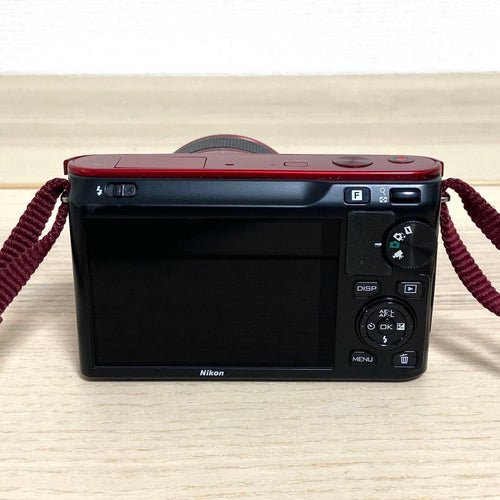 Nikon Mirrorless Interchangeable Lens Cameras 1 J1 10-30Mm