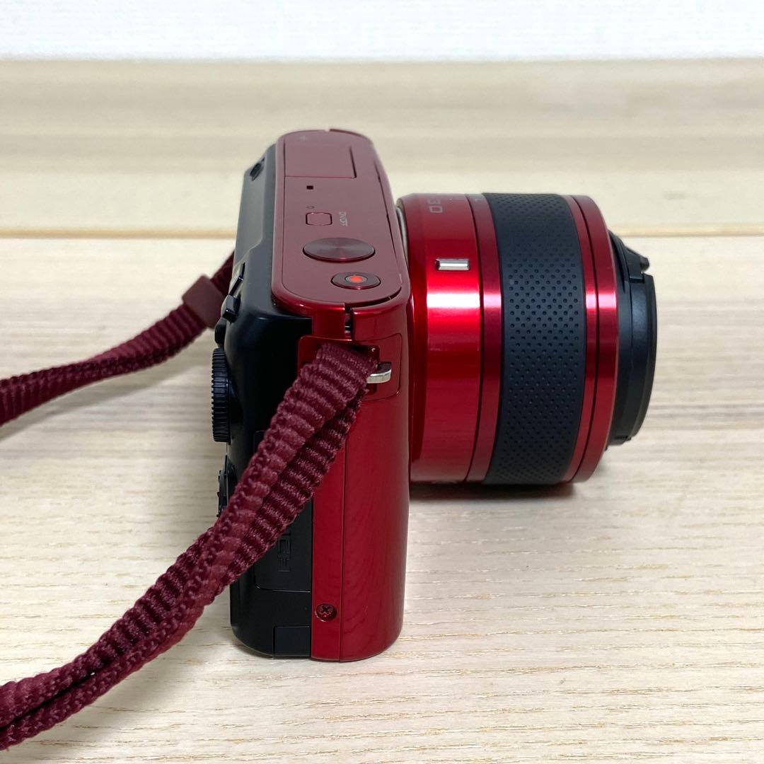 Nikon Mirrorless Interchangeable Lens Cameras 1 J1 10-30Mm