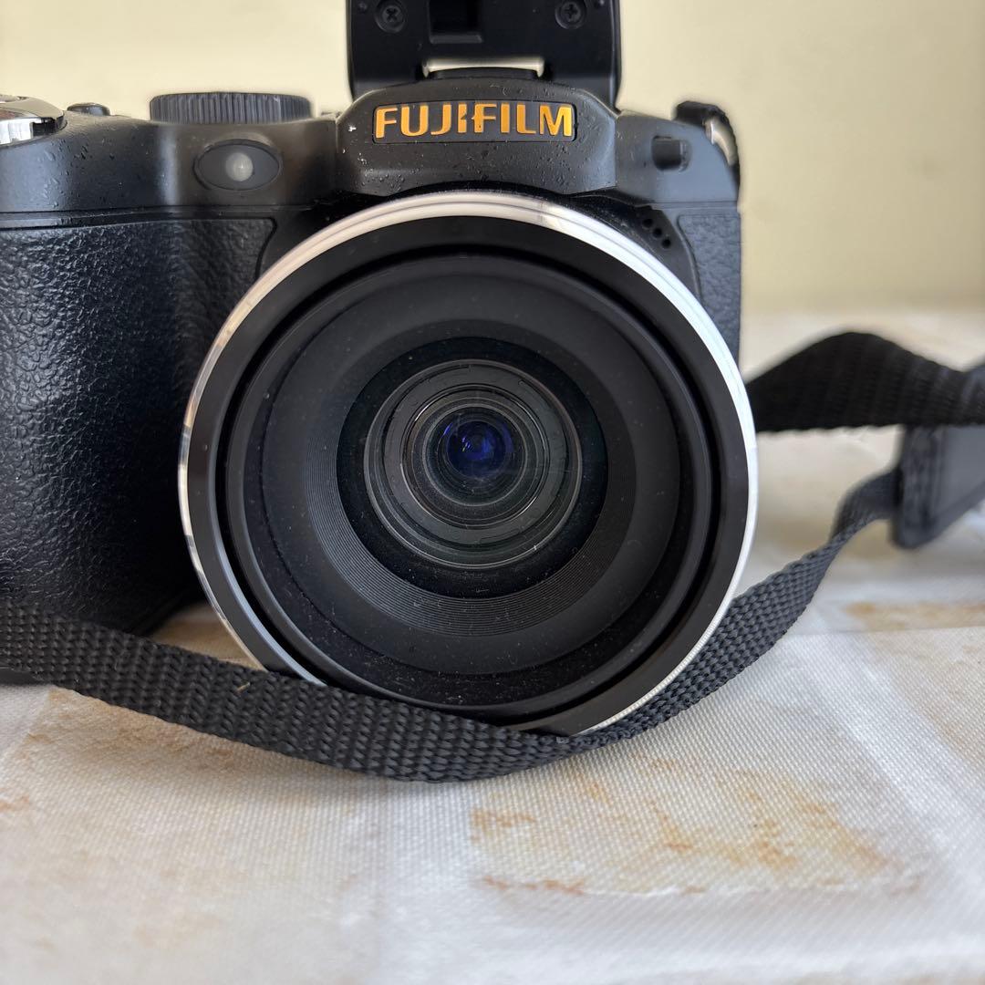 Fujifilm Compact Digital Camera Finepix S
