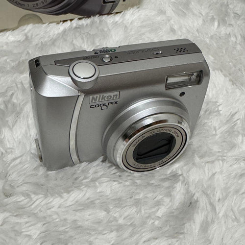 Nikon Compact Digital Cameras Coolpix L1