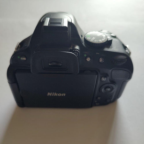 Nikon Digital Slr D5100 18-55 Vr Kit