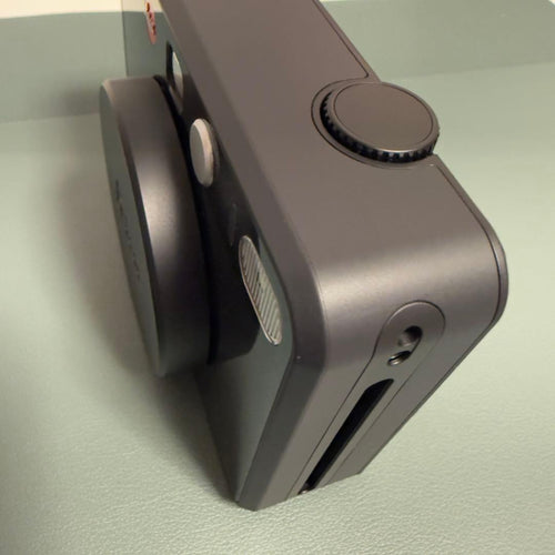 Leica Instant Cameras Sofort 2