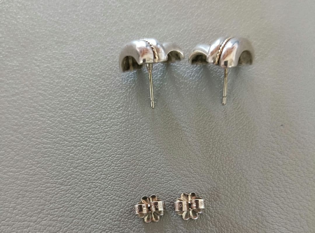 Tiffany Earrings (Pairs) Co.