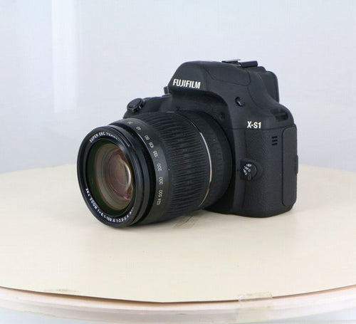 Fujifilm Compact Digital Camera Fx-X-S1