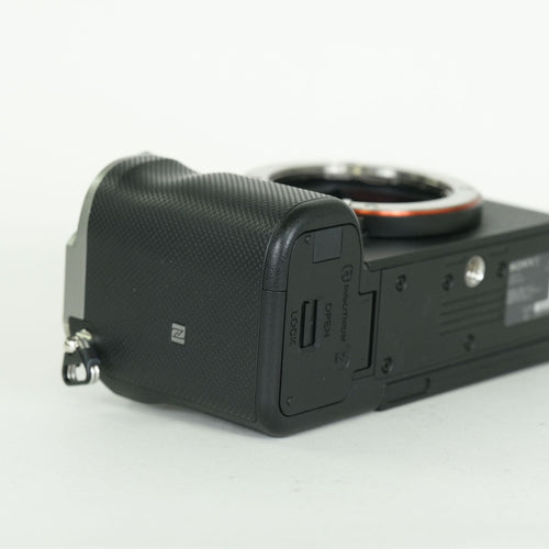 Sony Mirrorless Interchangeable Lips 4,049 7C Ilce-7C E