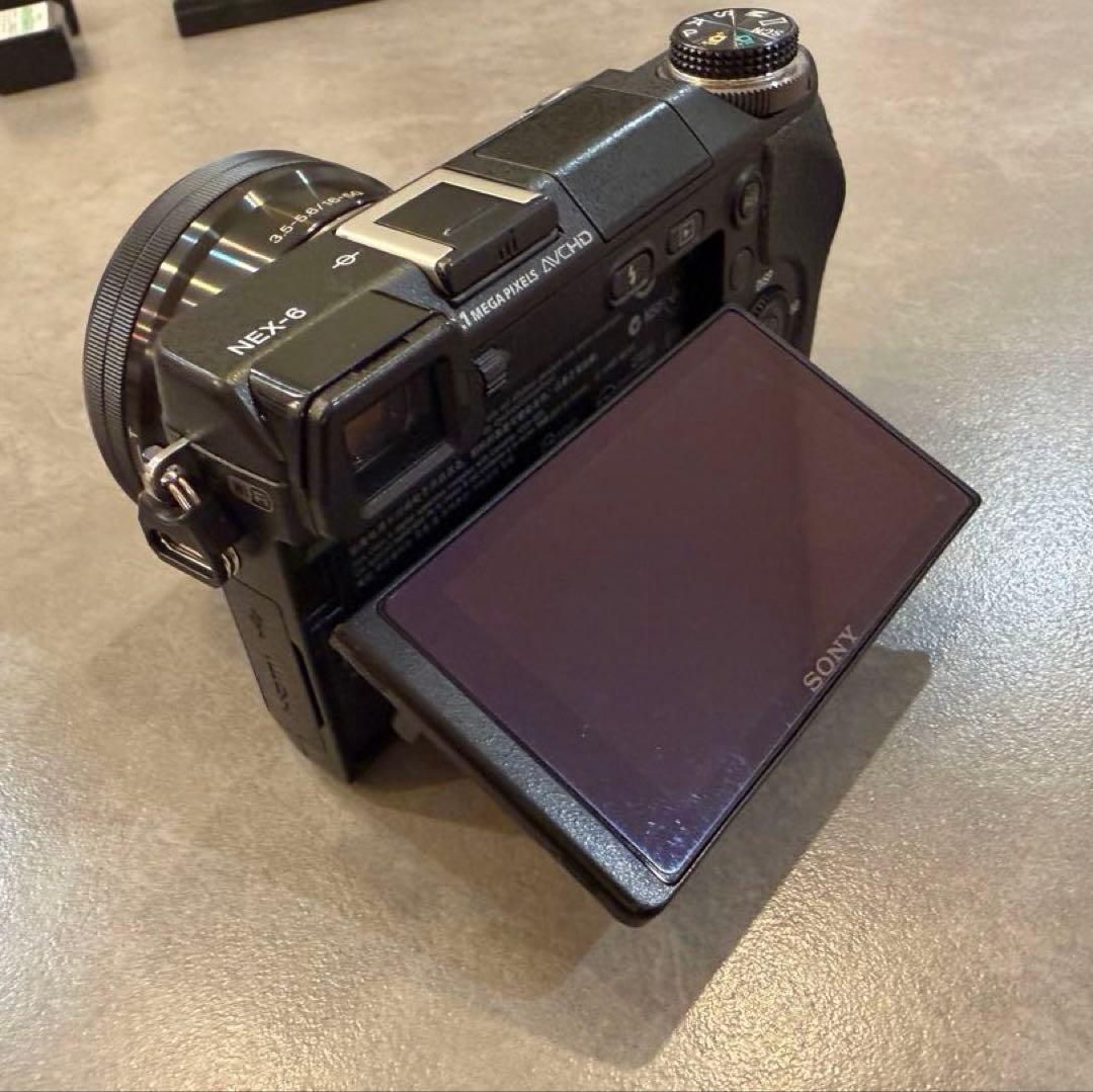 Mirrorless Interchangeable Lens Cameras Sony Nex-6 Tamron 28-80 3.5-5.6 177D