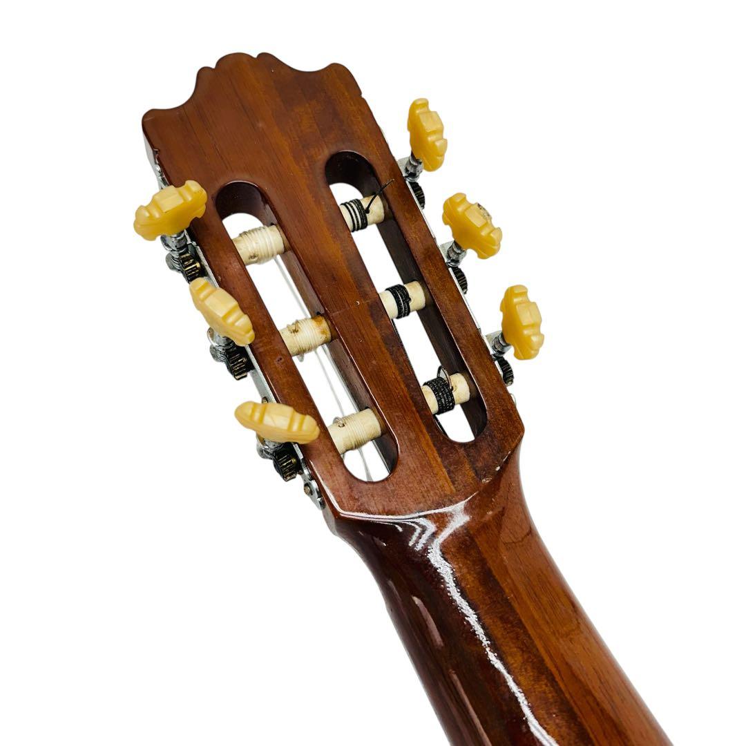Classical Guitars Yamaha C-170