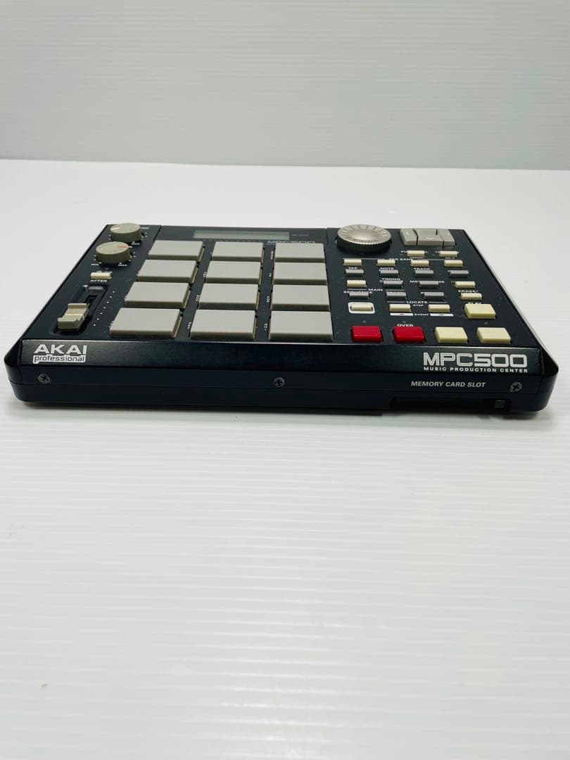 Akai Professional Samplers Mpc500