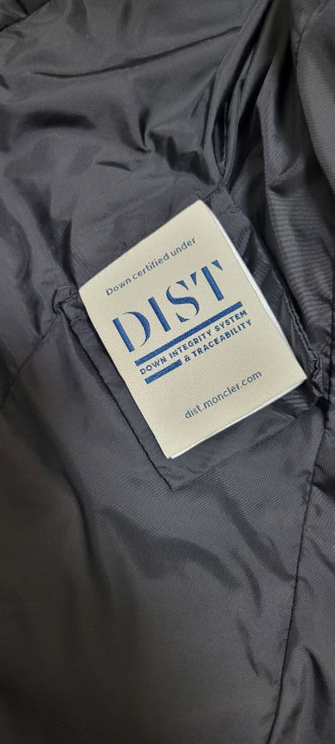 Moncler Down Coats Puffer 10A