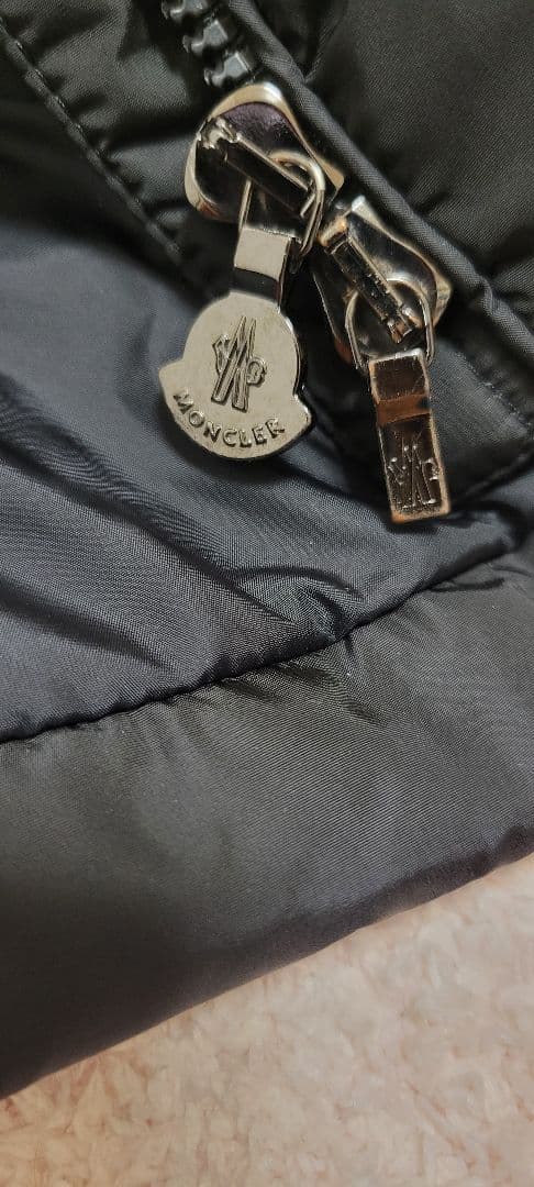 Moncler Down Coats Puffer 10A