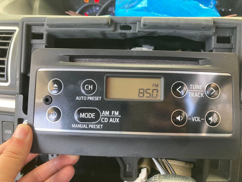 Daihatsu Cd Md Cassette Deck Am/Fm/Cd/Aux 86180-B2800
