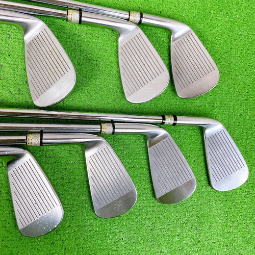 Romaro Iron Set Ray V Forged 7 (4-9.P) Dynamic Gold X100