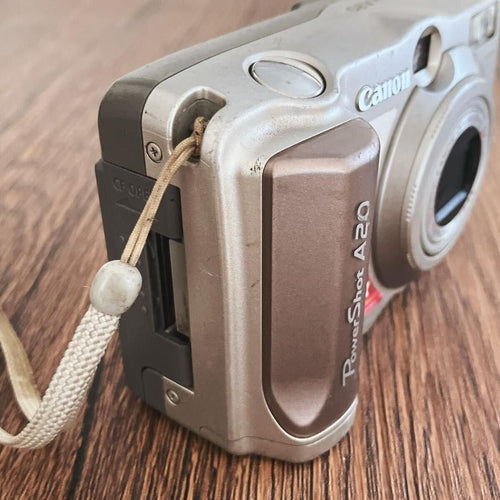 Compact Digital Camera Canon Power Shot A20