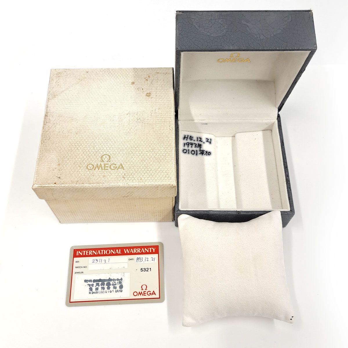 Omega Watch (Quartz) 2511.33