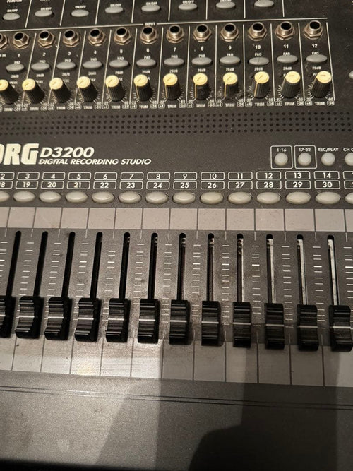 Korg Sequencer D3200