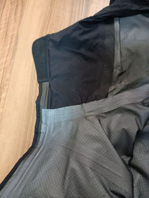 Arc'Teryx Mountain Parkas Sv S Sl Ar Lt Alpha